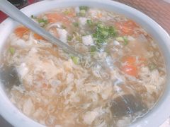 鱼皮酸辣汤-老杨饭店(万科里店)