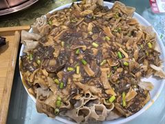 蘑菇扒窝子-老舅老蒙肉饼非遗店(一店)