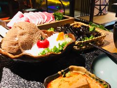 -湊湊火锅·茶憩(新中关购物中心店)