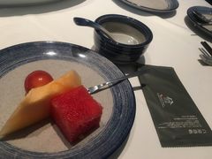 -八府香鸭·啫啫煲(华山路店)