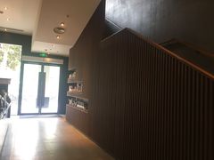 -星巴克(杭州湖滨银泰E区店)