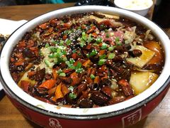 川府毛血旺-老东镇啤酒屋海鲜加工·蒸汽海鲜·海鲜烧烤(台东店)