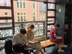 -钟书阁(松江泰晤士小镇店)