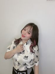 -V8潮牌·接发烫染连锁