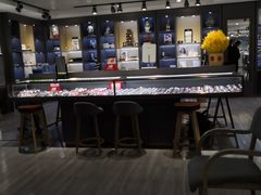 -宏宇眼镜蔡司依视路折扣店(兆佳眼镜城店)