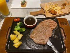 -必胜客(城西银泰店)