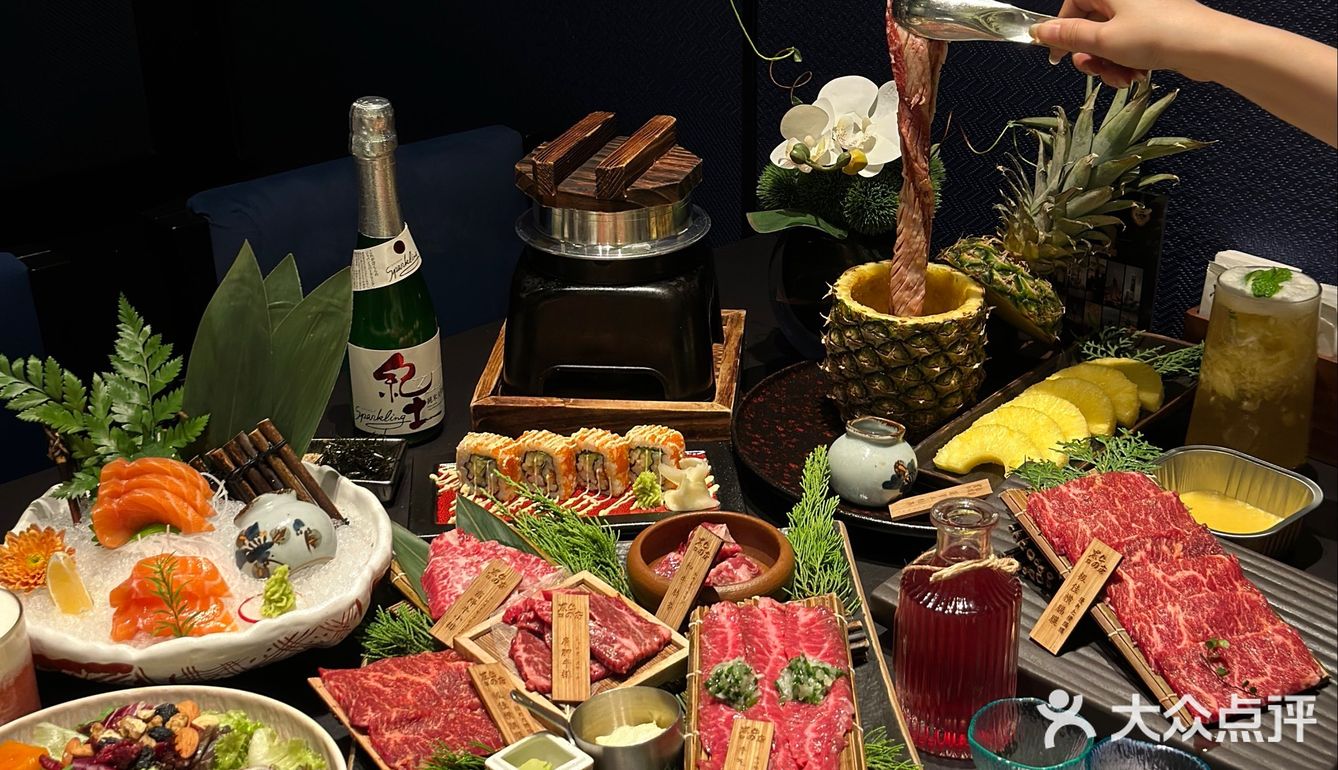 长沙高级感黑金庭院风日式烤肉💯黑毛和牛口感绝了