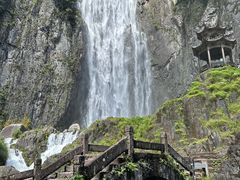 -刘伯温故里景区百丈漈
