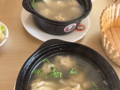 -闫家驴肉老店(华电一校店)