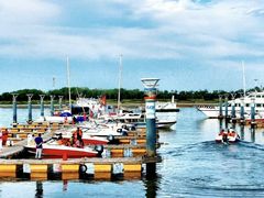 -巧克力渔家.小船海鲜胶东菜(万平口店)