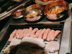 -臻牛烤肉