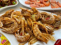 -覃记海鲜美食餐厅