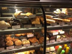 -星巴克(广州淘金路店)