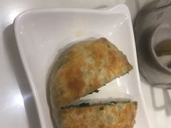 -圣河湾虾饺美食(站前店)