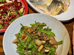 -黄弟大排档·湖南菜·小龙虾·小海鲜(凯旋北路店)