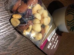 星巴克(虹桥南丰城店)-星巴克(上海虹桥南丰城办公楼店)