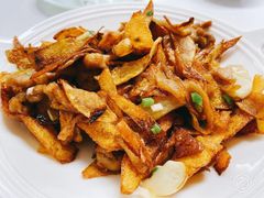 -蛙蛙叫·干锅年代(钻石广场店)