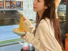 -裕兴记•蟹黄面馆(人民广场店)