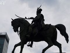 -耶拉契奇总督广场