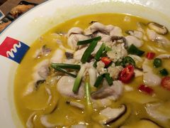 QQ酸汤鱼-蜜桃餐厅·江浙融合菜(荟聚购物中心店)