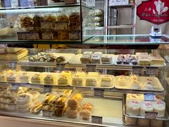 -白玉兰食品甜凤店(合生汇店)