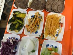 -吾穆勒蓬灰牛肉面·清真(北滨河中路店)