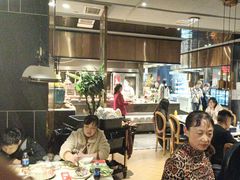 -吉布鲁牛排海鲜自助(假日国际店)