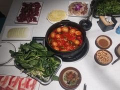 -贵府酸汤牛肉火锅·贵州老字号(飞山街店)