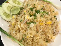 -J Daeng Seafood