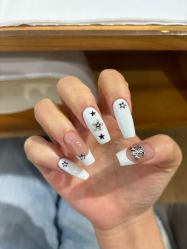 -UGIRL有个美甲