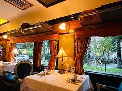 -火车头法国西餐厅