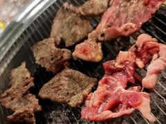 -啊美丽炭火烤肉(滑翔一店)