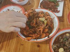 -冶建镜子·老南昌大排档·江西虾王(总店)