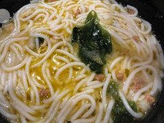 -灵芝妹子海鲜米线(香炉礁山姆店)