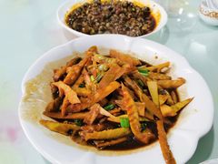-小六农家乐(崇明西沙湿地店)