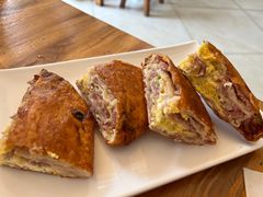 特色牛肉壮馍-梁家牛肉壮馍(西海岸店)