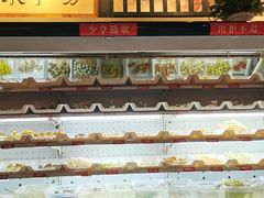 自助取餐区-马路边边串串香(双井直营店)