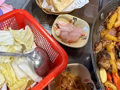 -富正毅三下锅·湘西韵味(天门山索道店)