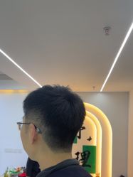-V7 HAIR SALON