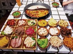 -贰回巷火锅馆(钟楼店)