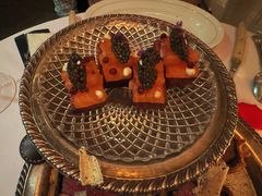 三文鱼配鱼籽塔-壳里西餐厅Coquille Seafood Bistro(蒙自路店)