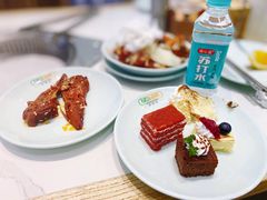 鸭头-绿岛港轩海鲜烤肉涮锅自助餐厅