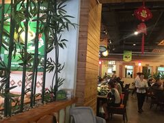 大堂-龙泉人椰子鸡.糟粕醋.海南菜(三亚旗舰店)