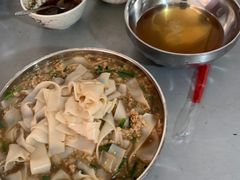-正宗杨记普洱酸醋米线(总店)