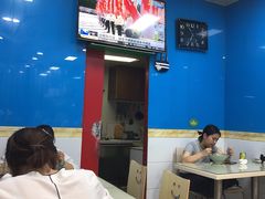 大堂-重庆麻辣烫(国权路店)
