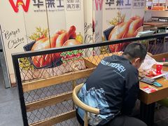 -华莱士炸鸡汉堡(崇文门搜秀城店)