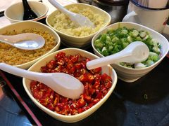 -鲜入围煮花胶鸡海鲜火锅