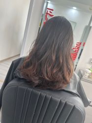 -LILI·HAIR SALON理理造型