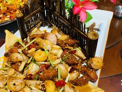 -东来菜馆•手抓海鲜家常菜•海鲜锅贴(鸽子窝店)