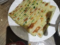 -东口码头·烧鸽子·鱼头泡饼·地方菜(金鹰悦城店)